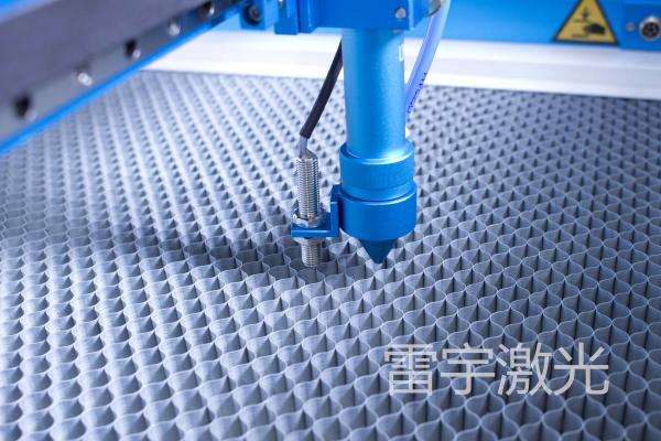 如何使用激光切割機才算安全？老司機告訴你答案！