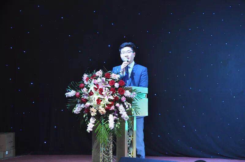 凝聚夢想•同心同行 — 華俄激光2018春節聯歡晚會圓滿結束