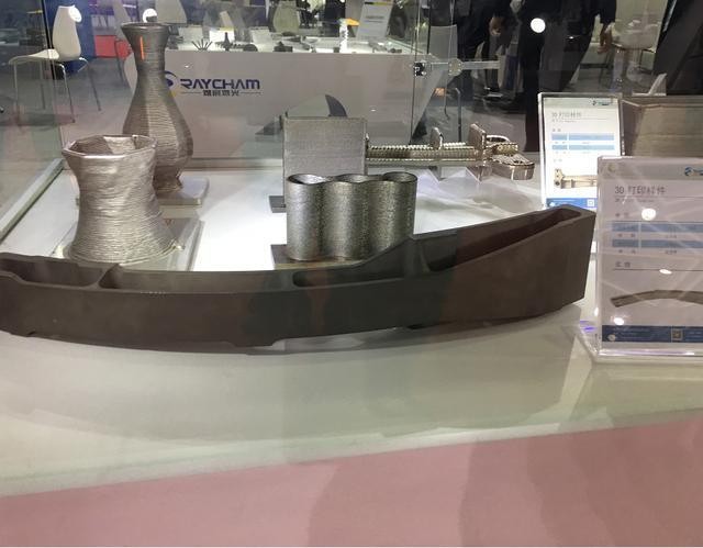 中科煜宸新款五軸送粉3D打印機(jī) 激光器功率最大1萬瓦 中科煜宸新款五軸送粉3D打印機(jī) 激光器功率最大1萬瓦