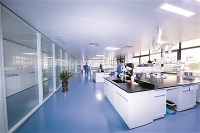 南雄“80后”攻克冷全息激光防偽燙印技術