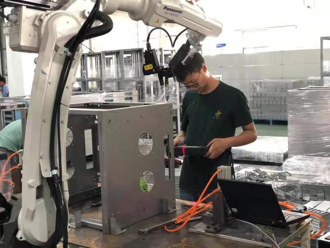 創想智控：我們如何構建激光位移傳感器技術體系