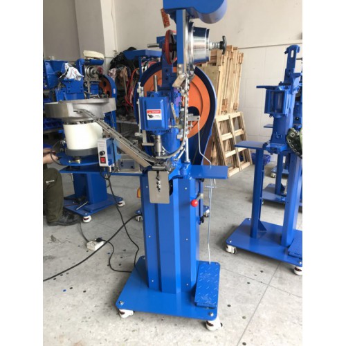 全自動篷布雞眼機廠商代理_選購專業的全自動篷布雞眼機就選文拓五金機械有限公司