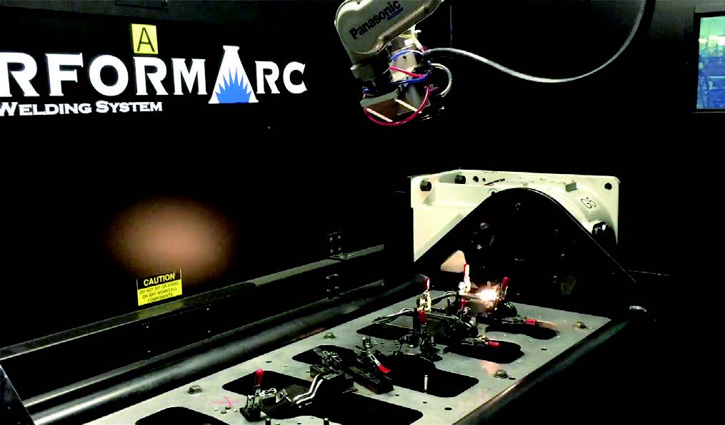 由于其熱源距離一定距離且下方的熔體區(qū)域高度集中，激光焊接就像魔術(shù)一樣。