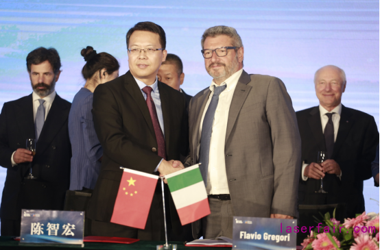 1587357395553489.png blob.png