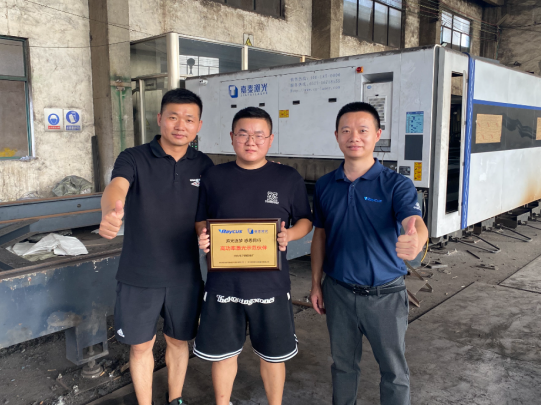 激光助力鋼城 | “不銹鋼名鎮(zhèn)”的鋼一、二代老板們,紛紛選擇銳科的“內(nèi)幕”是什么? 激光助力鋼城 | “不銹鋼名鎮(zhèn)”的鋼一、二代老板們,紛紛選擇銳科的“內(nèi)幕”是什么?