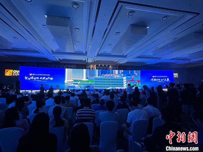 圖為光博會開幕式現場。 王夢媛 攝