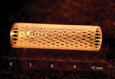 生物可吸收支架原型的筋寬約為80微米,筋厚150微米