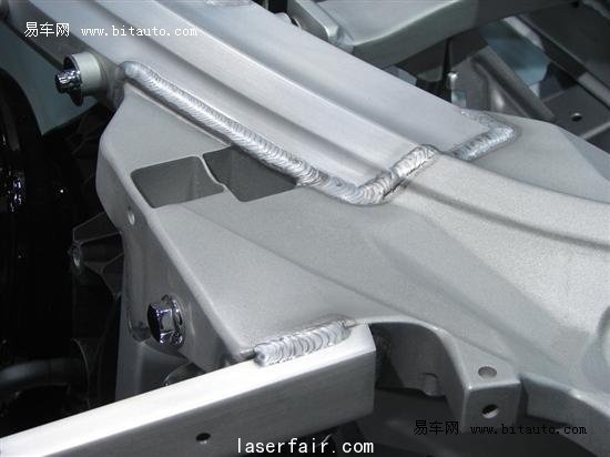 激光焊接技術焊縫均勻，可將異質材料融合在一起