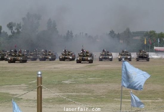 資料圖：哈立德主戰坦克又稱MBT-2000主戰坦克，是在中國90II主戰坦克的基礎上改進而來。如今已是巴基斯坦裝甲部隊的中堅。