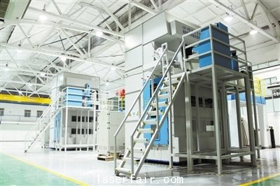 工業化的LSF-V大型激光立體成形裝備