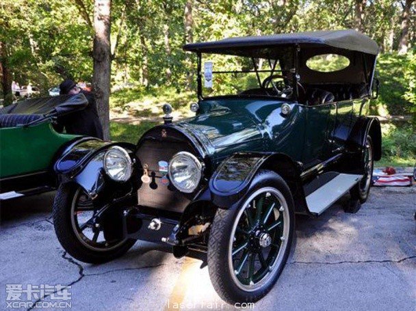 從乙炔到激光 愛卡縱覽車燈的發展歷程