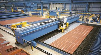 邁爾船廠激光中心：生產車間的起重機架激光焊接系統