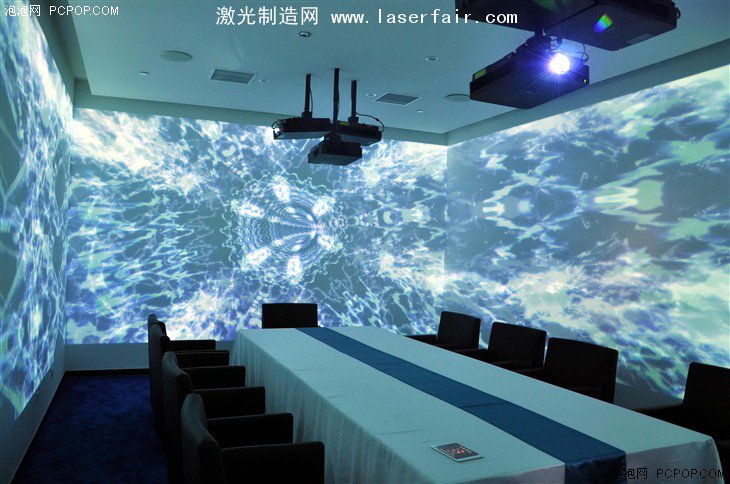 索尼激光工程投影大挑戰之沉浸式餐廳 